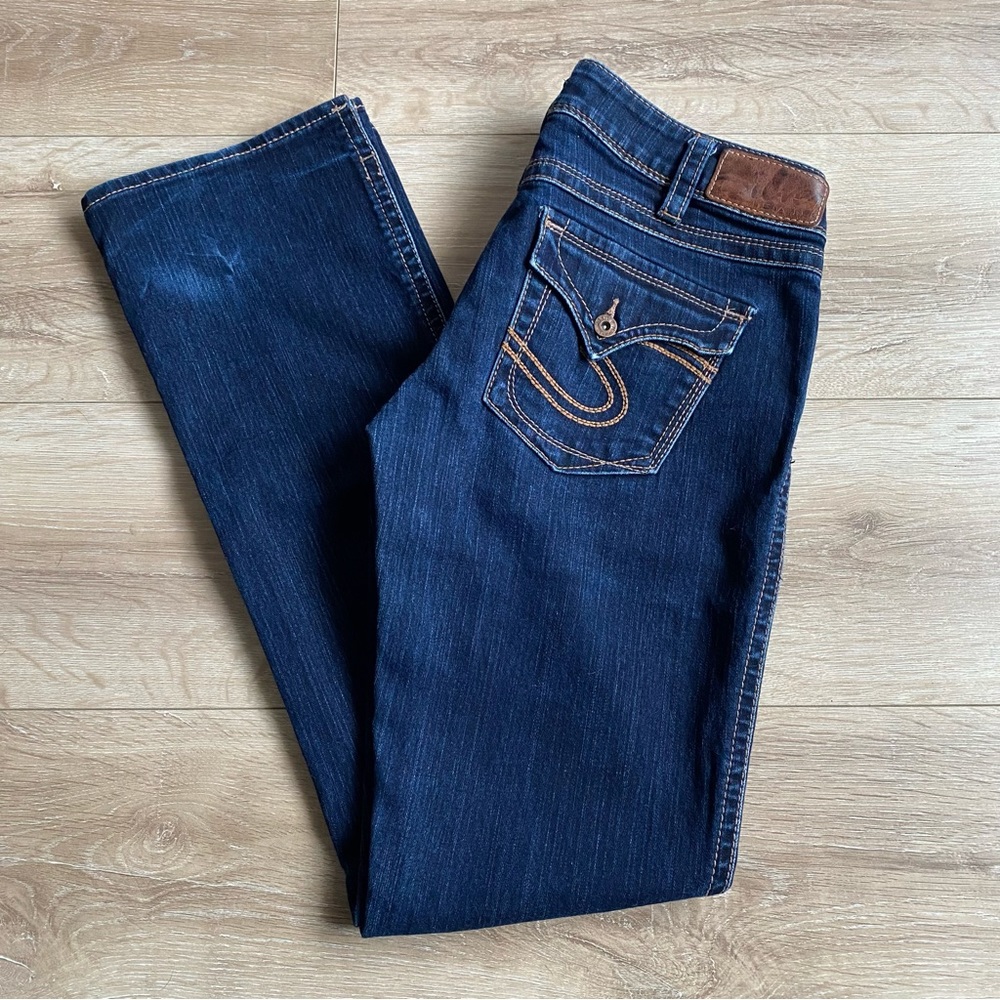 Silver Jeans McKenzie 30/32 button flap pockets